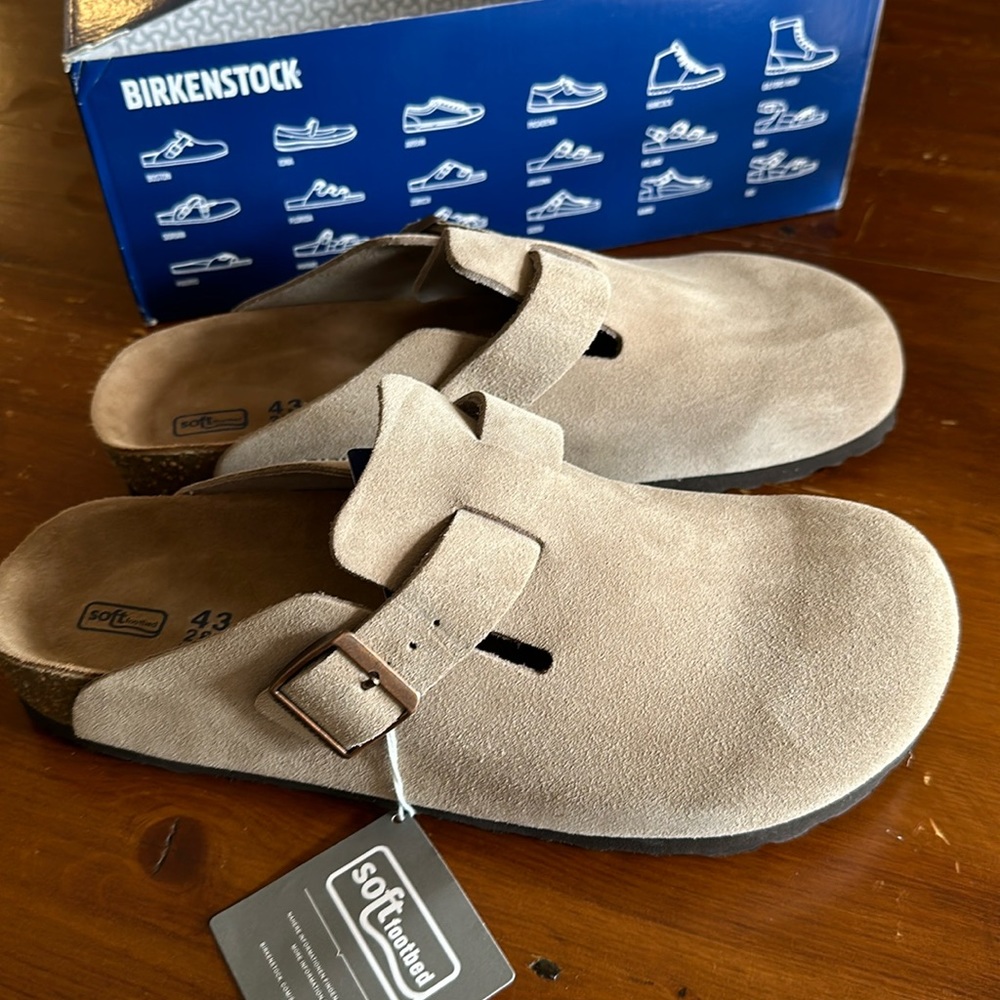 NWT Birkenstock Boston Clogs